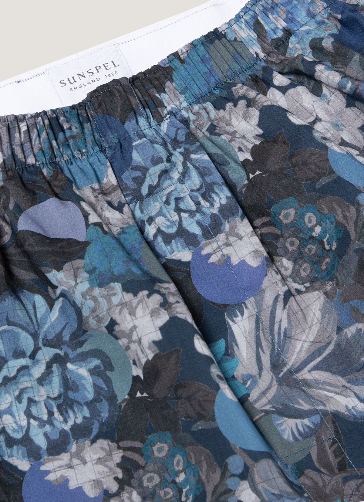 Mens Classic Boxer Shorts In Liberty Fabric In Frost Blue Floral Mbox4701L Buwy
