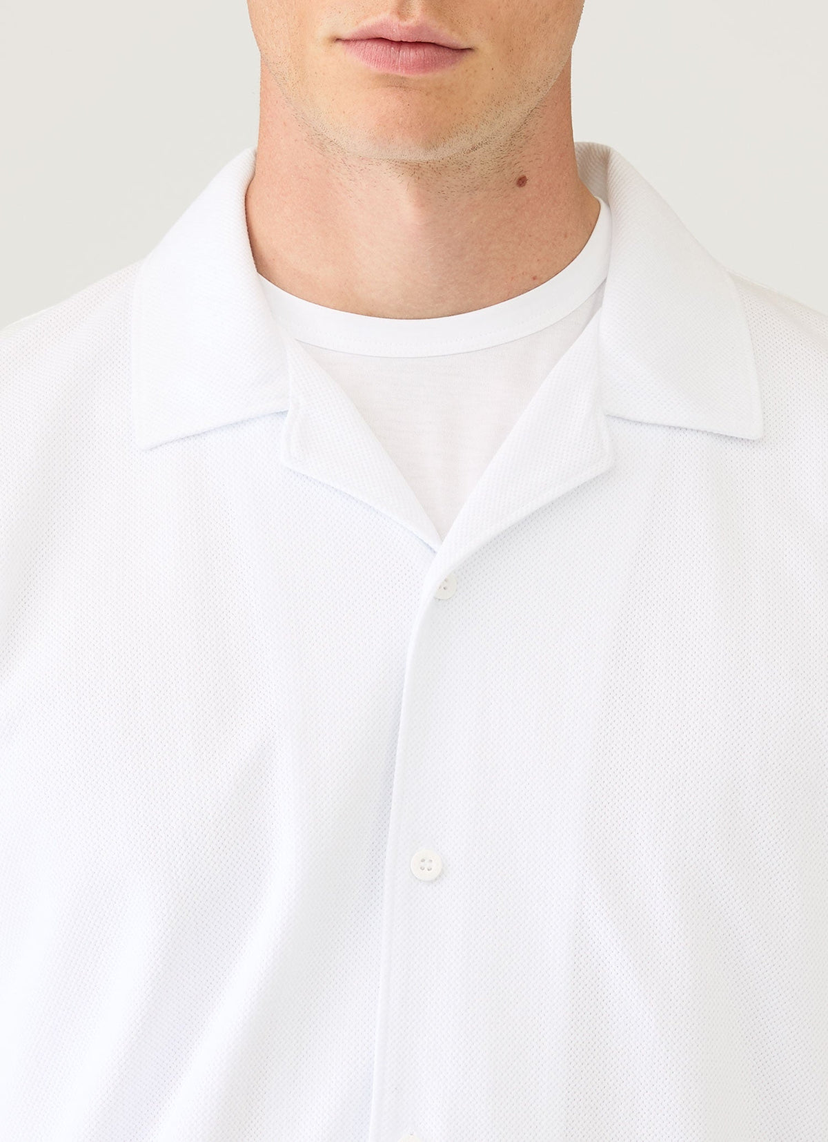 Mens Riviera Camp Collar Shirt In White Msht2147 Whaa