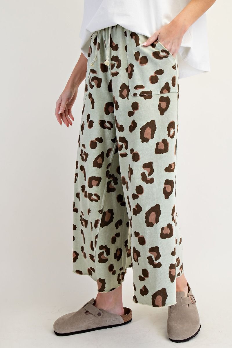 Animal printed washed paint