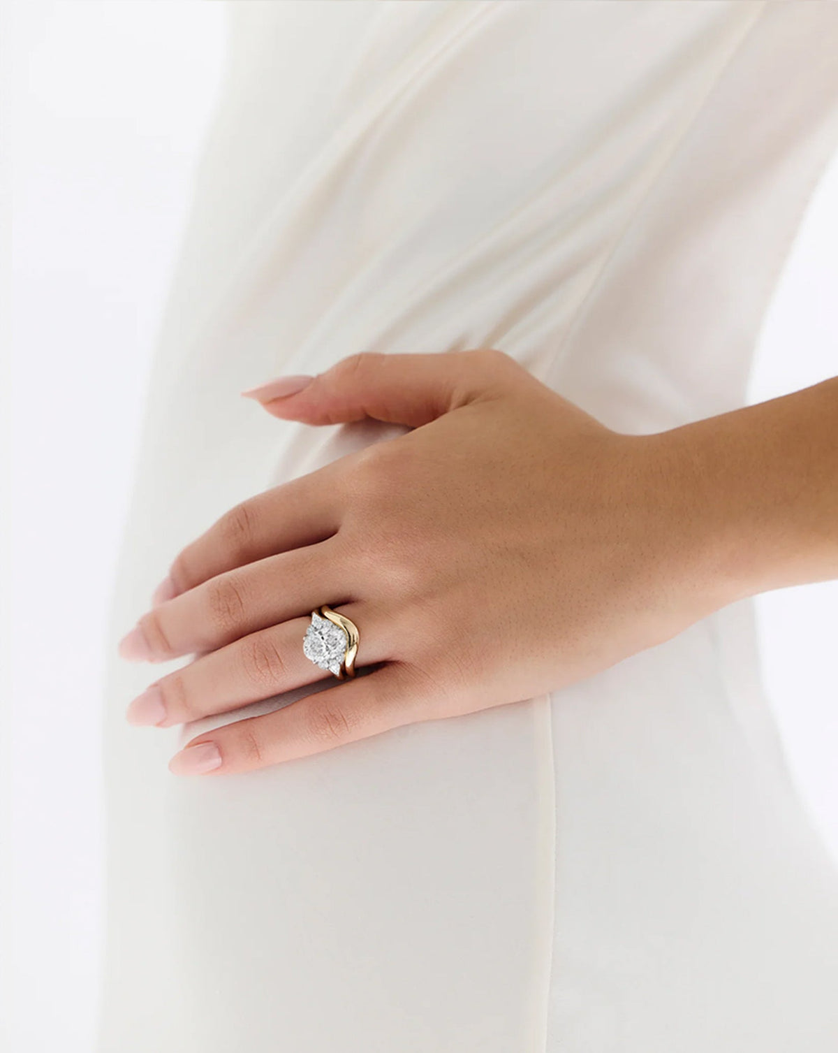 3.08 Oval Lab Diamond in The Ivy