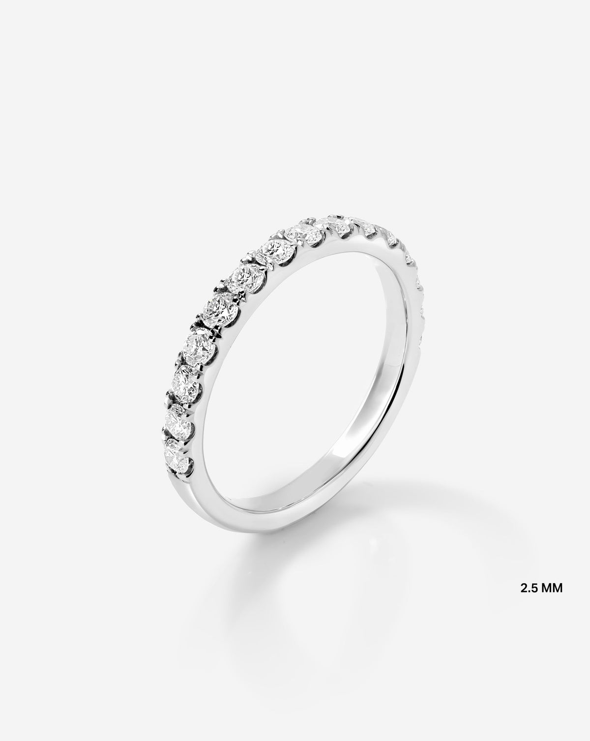 2.5 mm Classic Diamond Band | Platinum