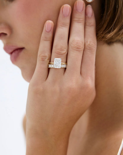 3.67 Radiant Lab Diamond in Whisper Thin® Hidden Halo