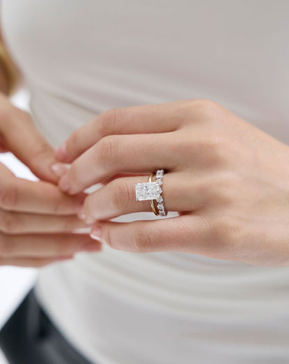 3.67 Radiant Lab Diamond in Whisper Thin® Hidden Halo