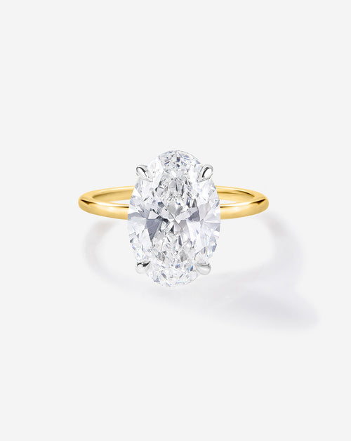 3.20 Oval Lab Diamond in Whisper Thin®