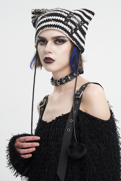 Cat Scratches Striped Beanie [BLACK/WHITE]