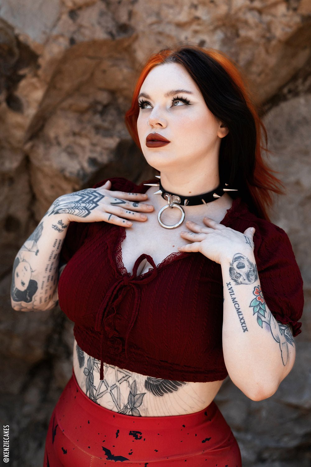 Coffin Nails Spiked Choker [SILVER SPIKES]