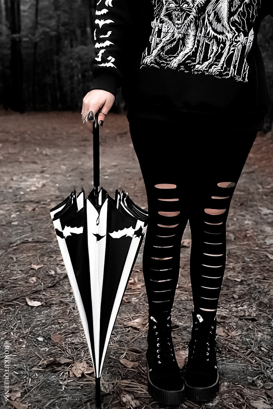 Batwing Pagoda Umbrella [Batty Black/White]