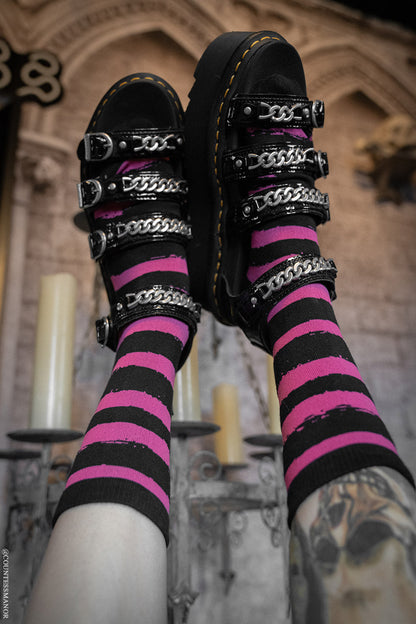 Creepy Crew Socks [Pink/Black Stripes]