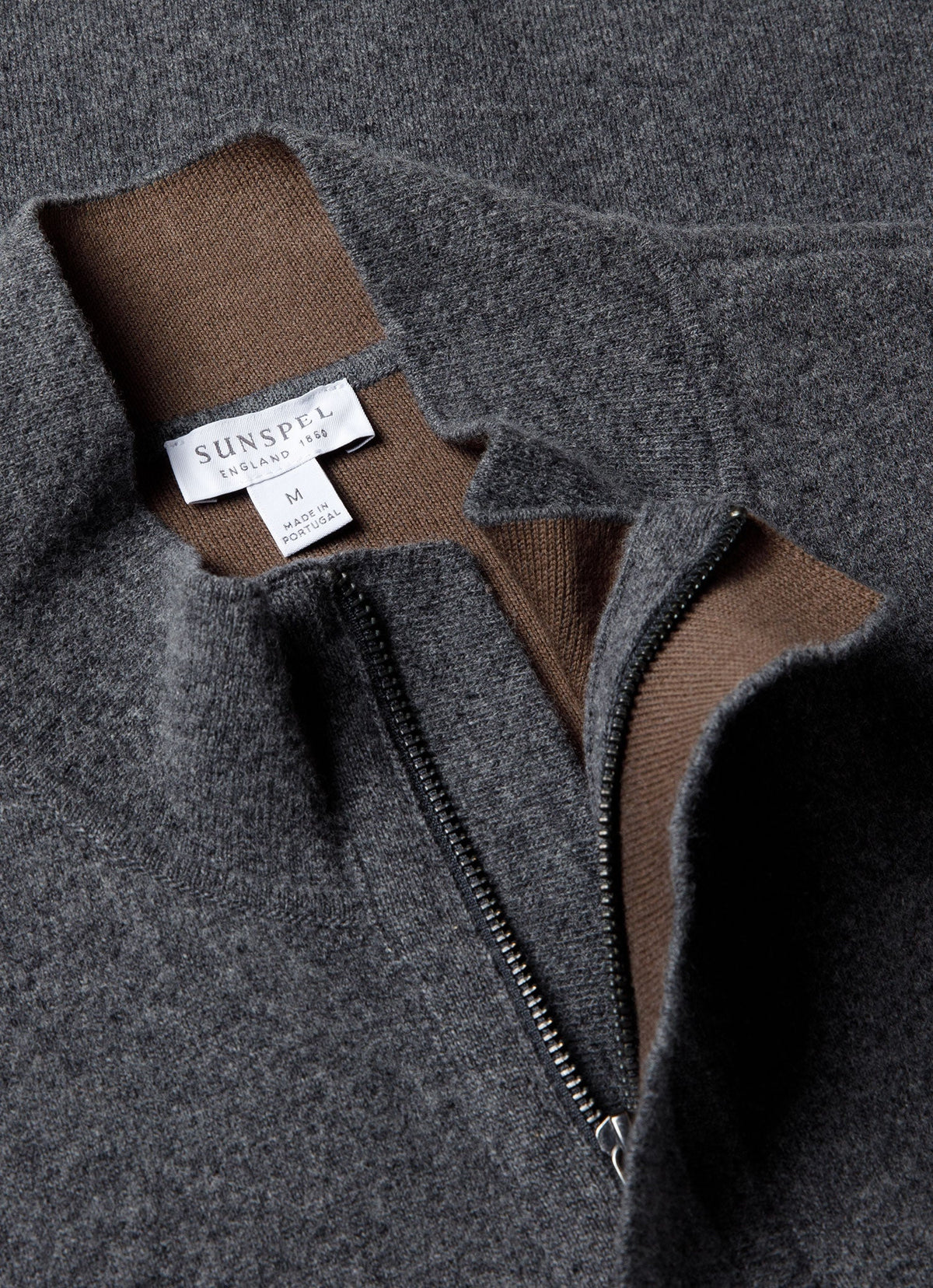 Mens Double Faced Gilet In Charcoal Melange Mjac7116 Gyad