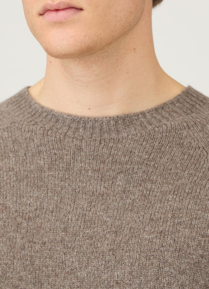 Mens Lambswool Crew Neck Jumper In Bark Mjum8066 Brgc