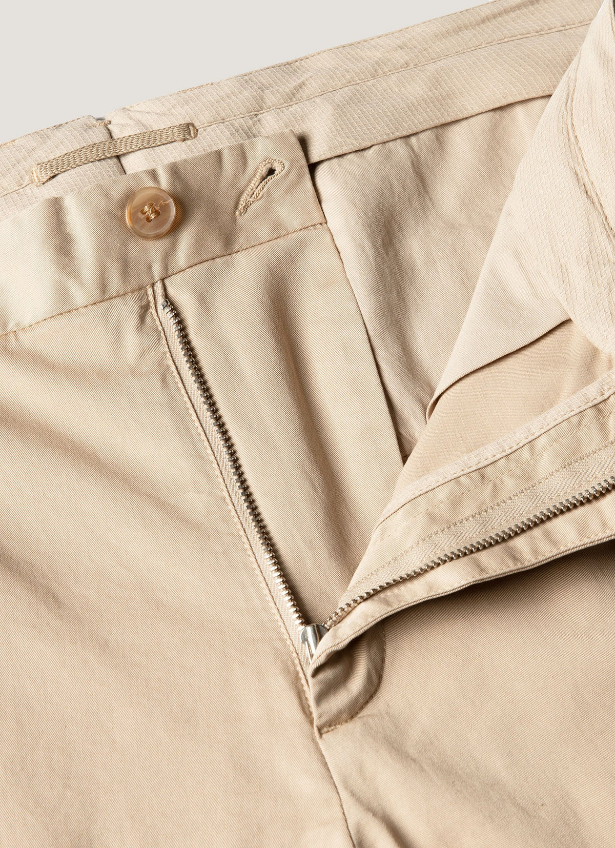 Mens Regular Fit Chino In Light Stone Mtrs3113 Whbs