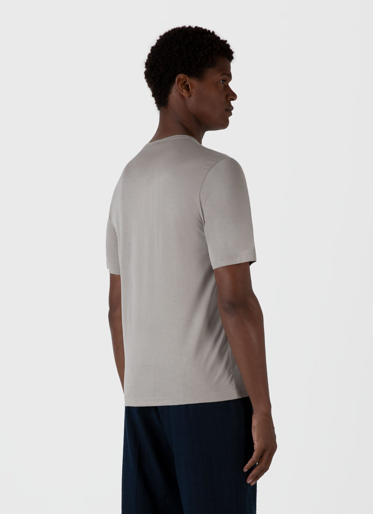 Mens Classic Tshirt In Pewter Mtsh0001 Gyey