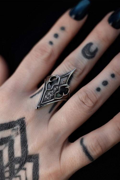 Acanthus Ring