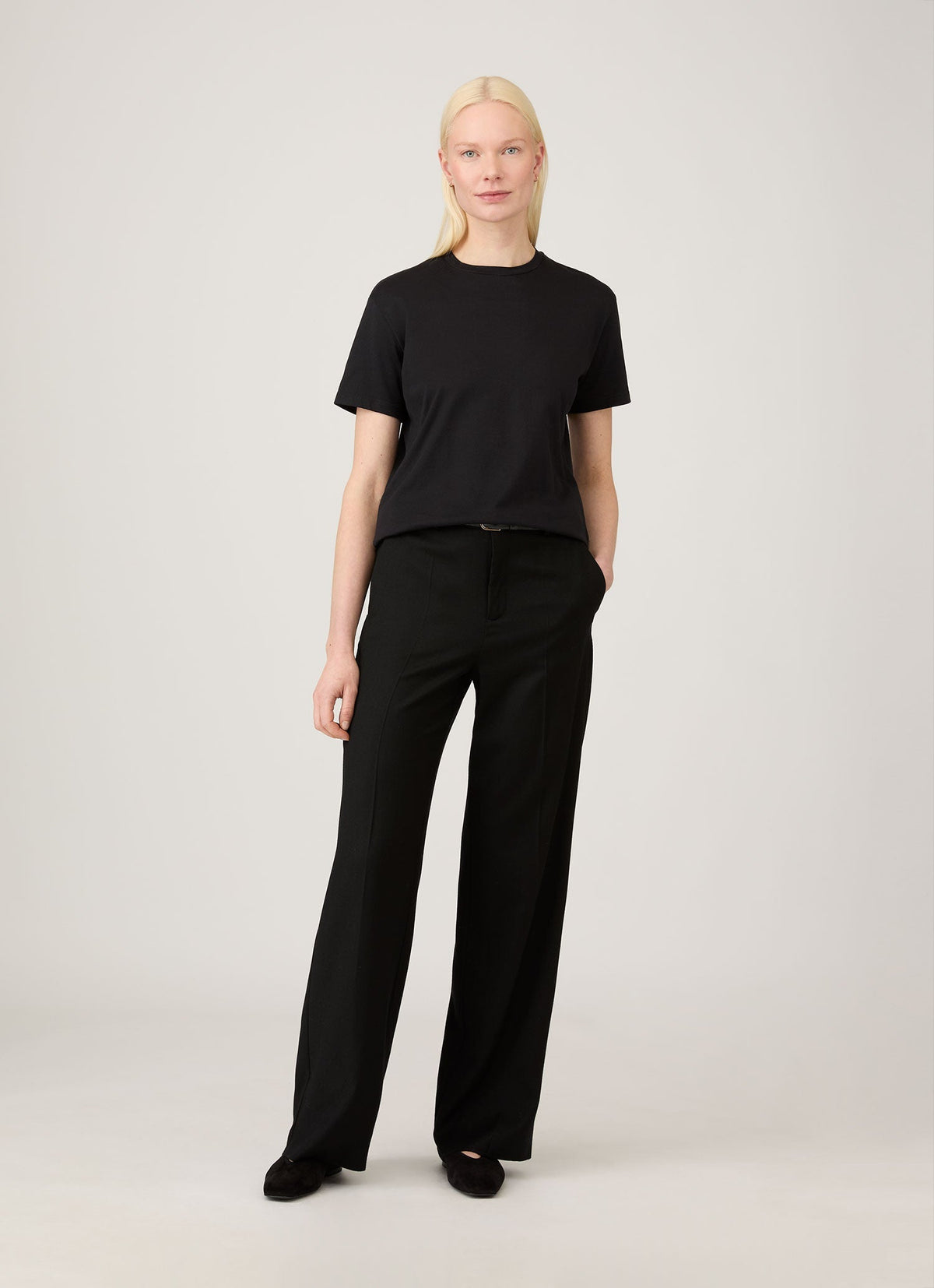 Womens Midweight Cotton Boy Fit Tshirt In Black 1